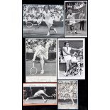 19 signed photographs/postcards of tennis players, comprising Virginia Wade,