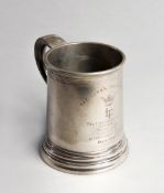 Denis Compton 1953 cricket presentation, pewter pint tankard inscribed THE LORD'S TAVERNERS,
