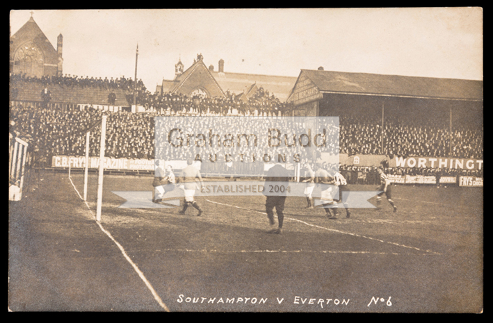 Edwardian postcard portraying a Southampton v Everton football match-action