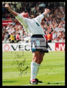 Paul Gascoigne signed large photograph, 16 by 12in.
