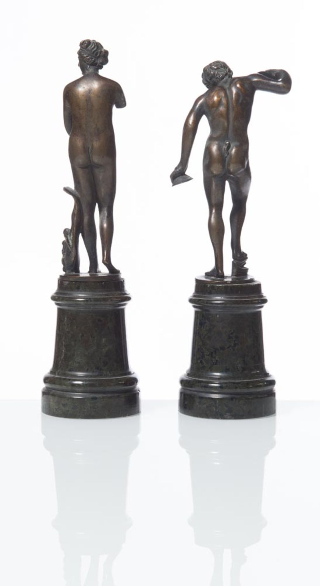 Pair of bronze sculpture, "Venere Anadiomene" - "Pan suona i cimbali", late 18th-early 19th Century - Image 2 of 2