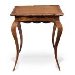 Rosewood and olive wood small centre table, 20th Century.