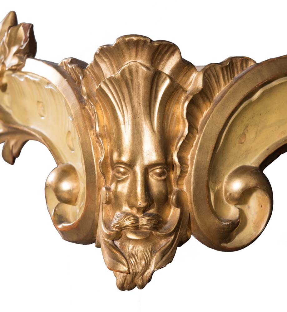 Carved and giltwood pelmet, 20th Century. - Image 2 of 2