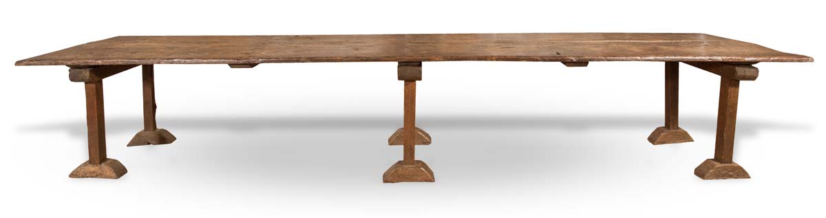 Italian walnut "Fratino" table, 17th Century.