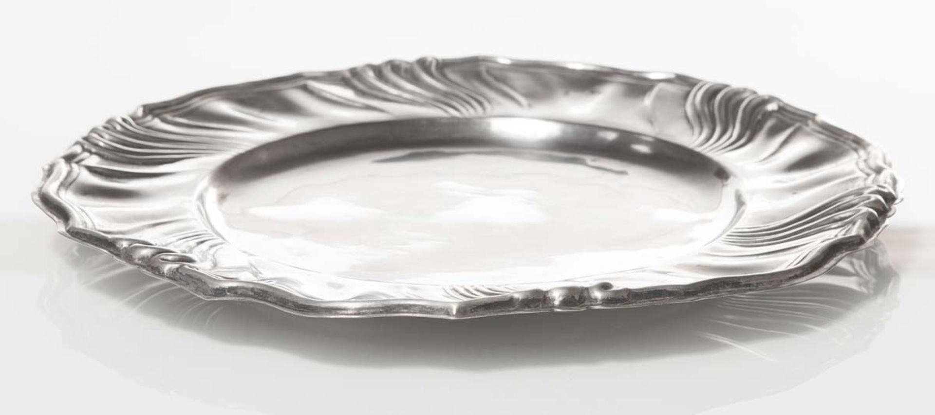 Small circular silver tray, Italy, 20th Century. - Image 2 of 3