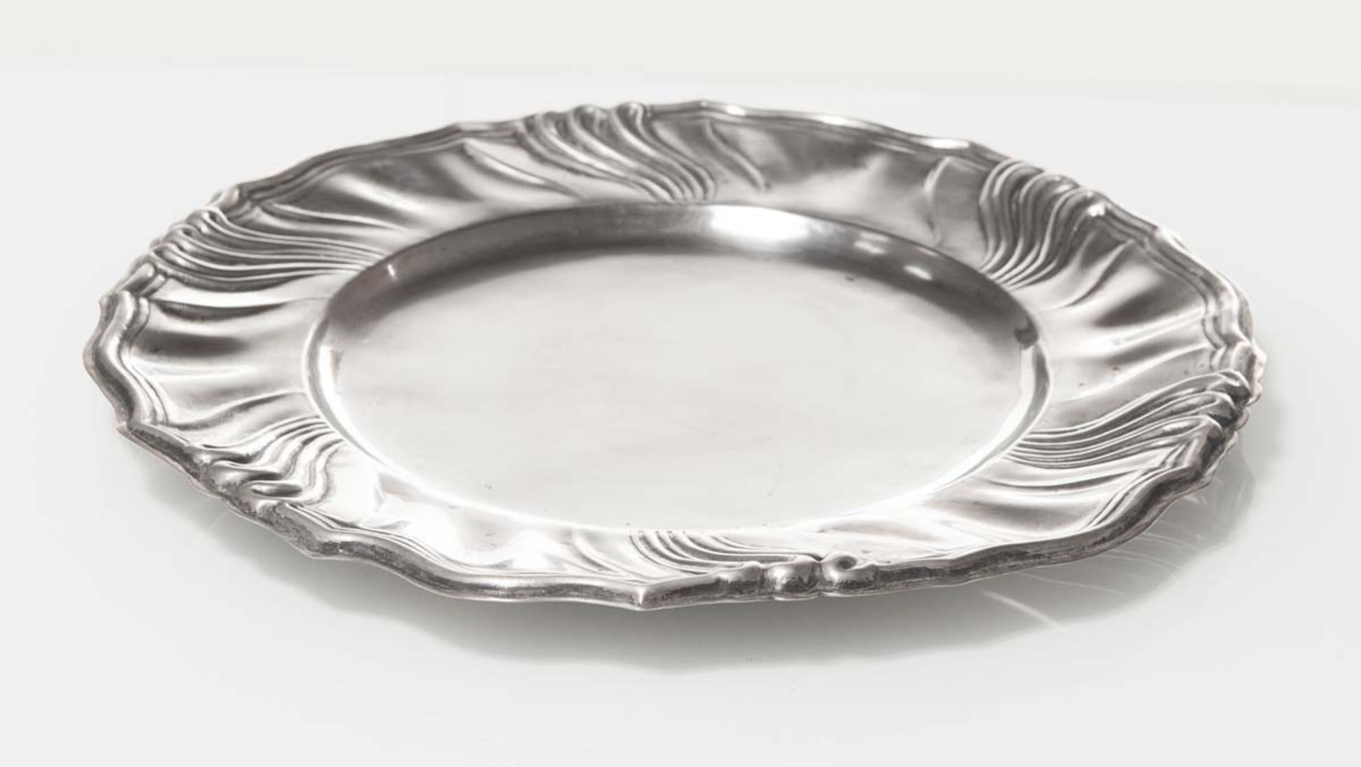 Small circular silver tray, Italy, 20th Century.