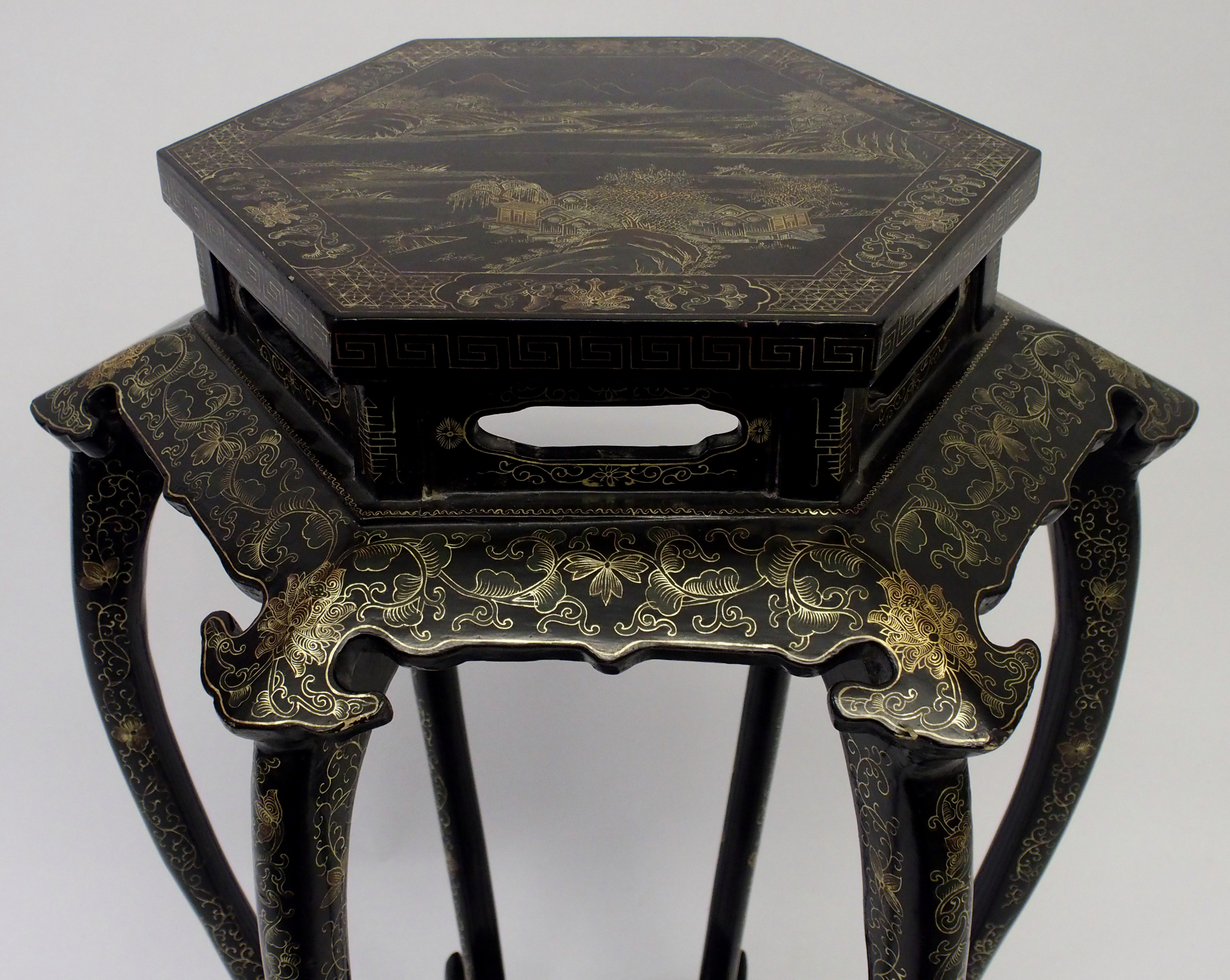 A Chinese black and gold hexagonal pedestal painted with a landscape above scrolling foliage on - Bild 4 aus 10