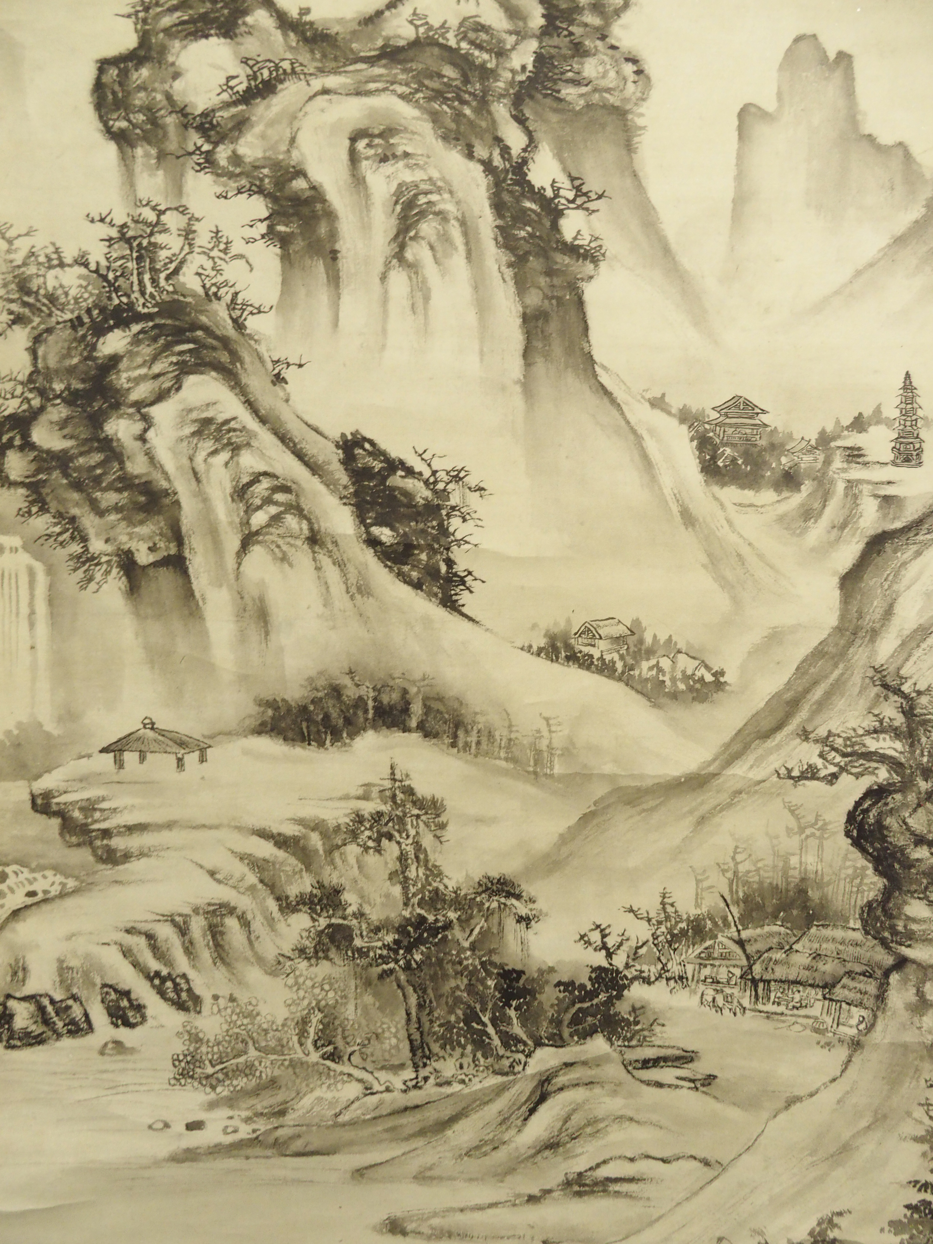 A Chinese scroll painting in the style of Guo Xi with an extensive mountainous landscape, 126 x - Bild 8 aus 10