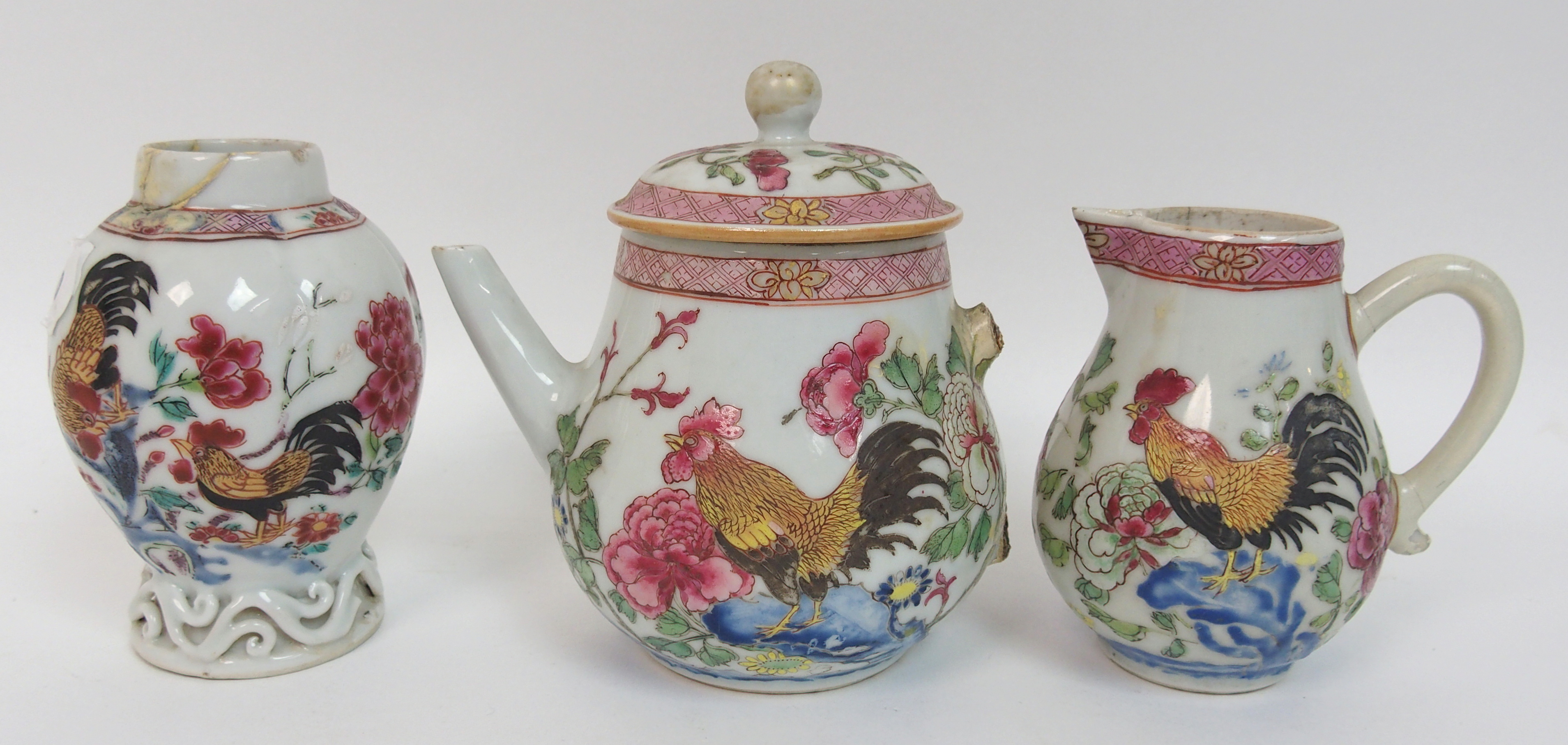 A Chinese famile rose Rooster pattern part service comprising; teapot (damaged), 12cm high, cream - Bild 2 aus 10