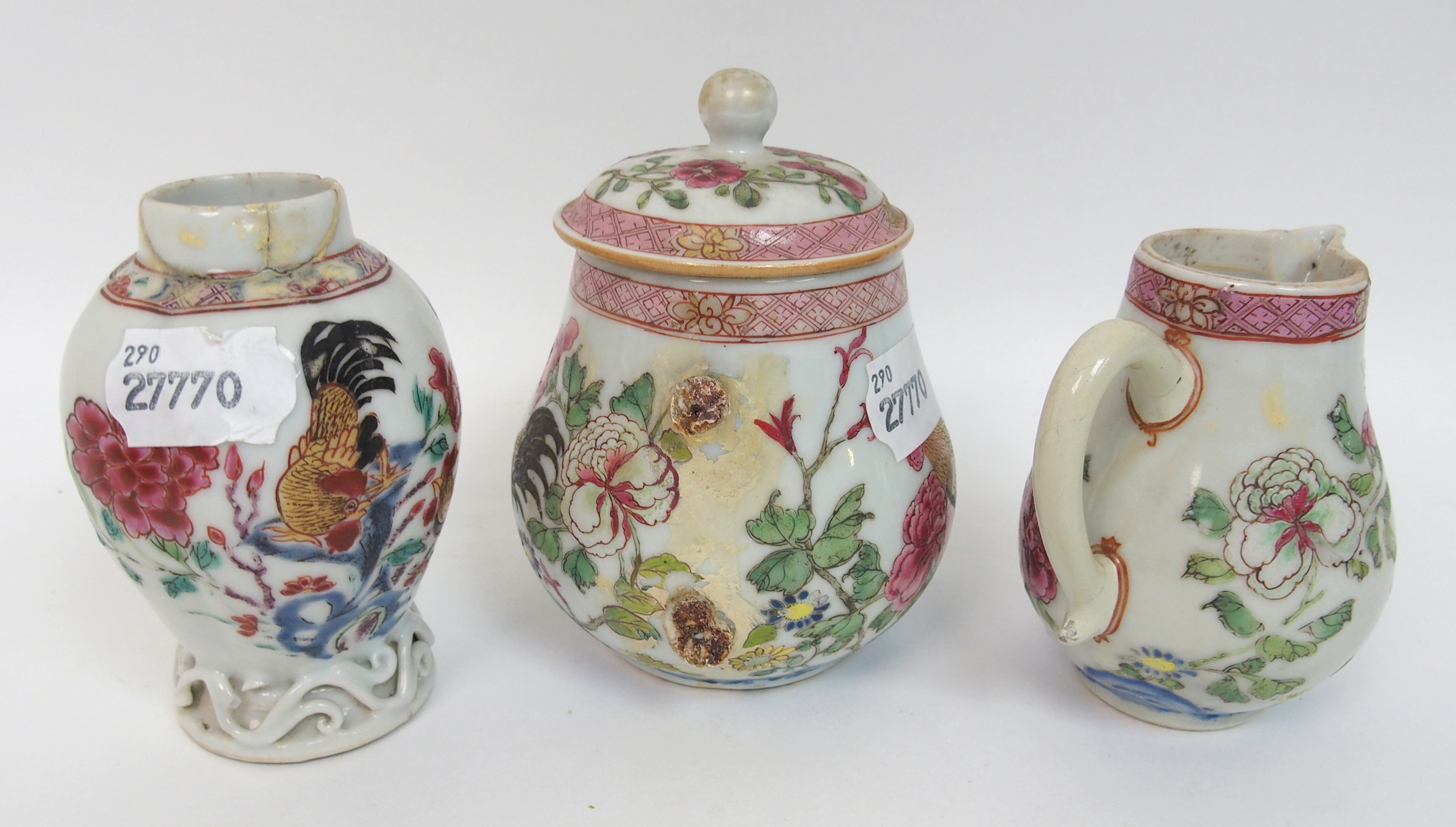 A Chinese famile rose Rooster pattern part service comprising; teapot (damaged), 12cm high, cream - Bild 3 aus 10