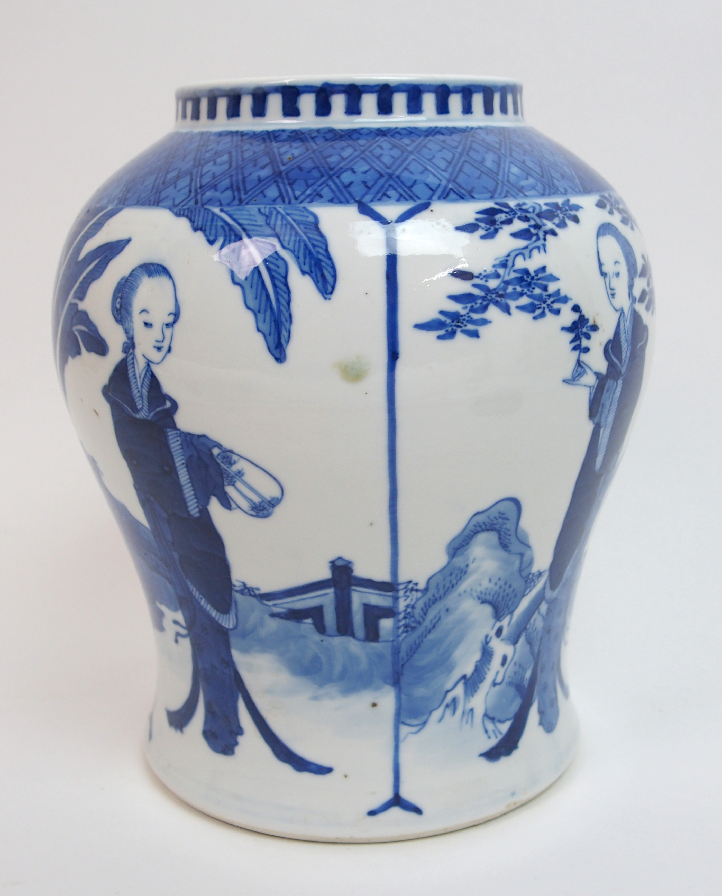 A Chinese blue and white baluster vase painted with long Elisa in a garden beneath trees and a - Bild 5 aus 10
