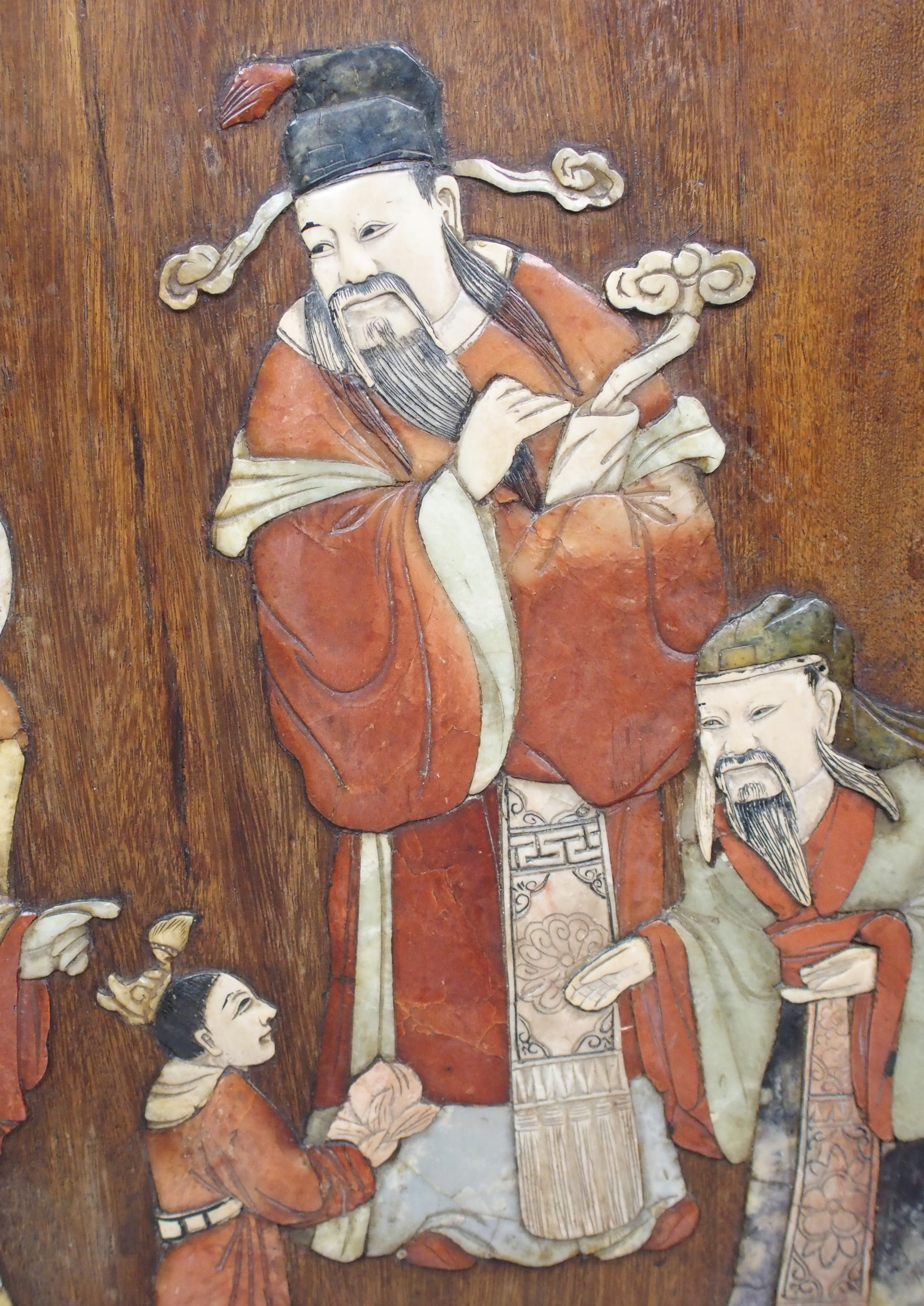 A Chinese table screen decorated with figures in hardstones on a stand carved with foliage, 59cm - Image 6 of 10