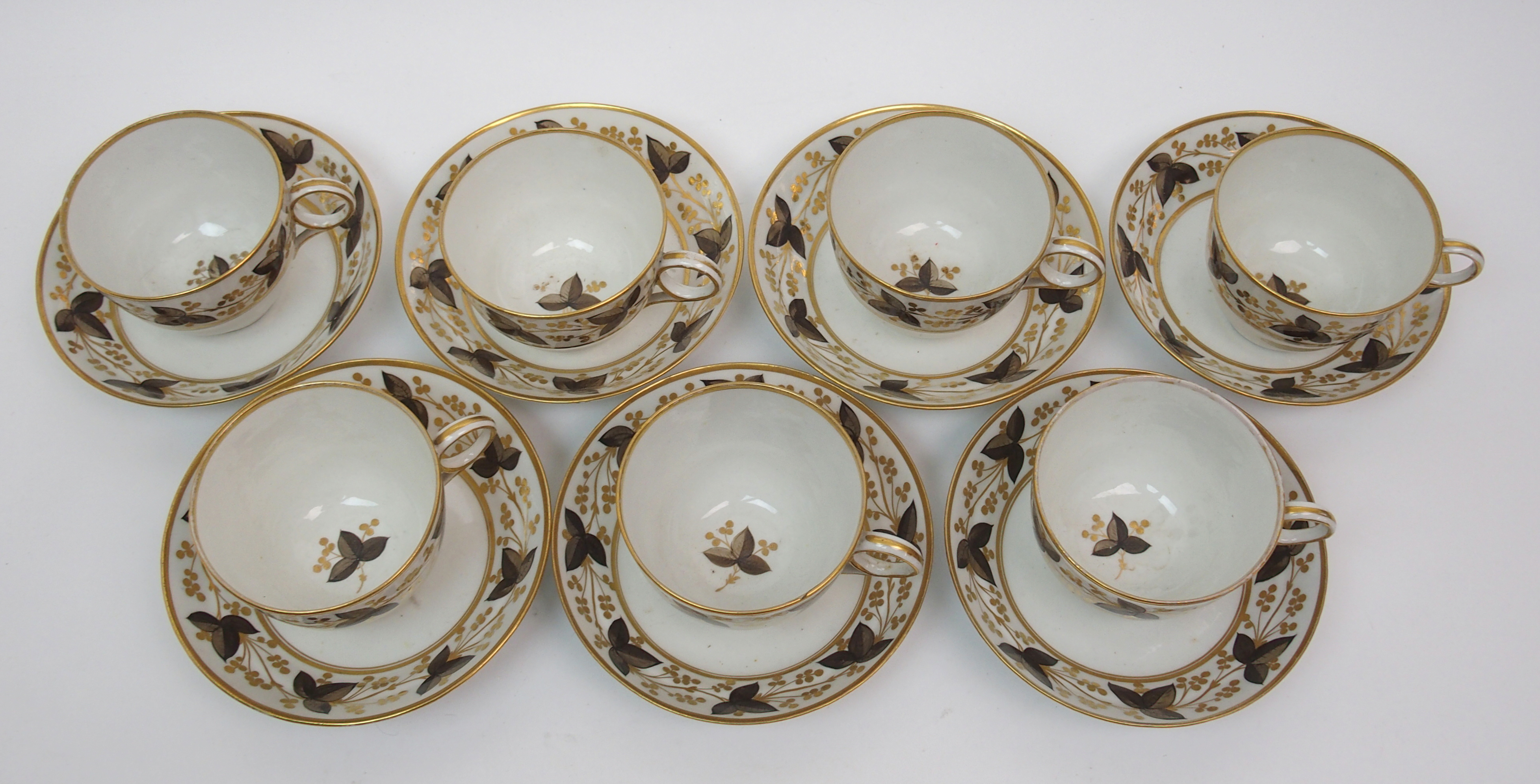 An early 19th Century Chamberlains Worcester porcelain part tea and coffee service painted in - Image 10 of 10