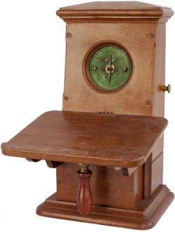 GNR mahogany cased single needle telegraph instrument complete with original telegraphic dial. In
