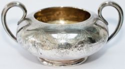 GWR large silverplate two handled sugar bowl with GWR in script engraved to the front. Base is