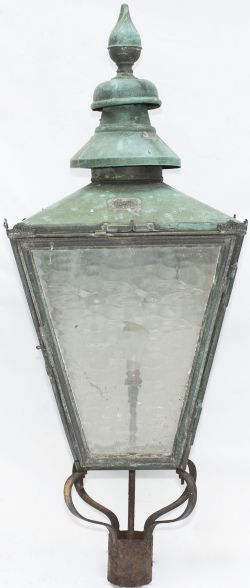GWR gas platform lamp top manufactured from copper and complete with original mounting frog.