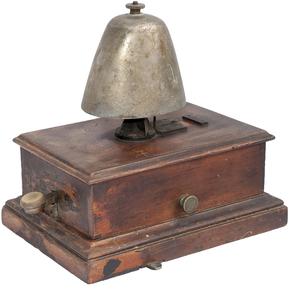 GWR mahogany cased block bell with cow bell and front tapper. In excellent ex box condition.