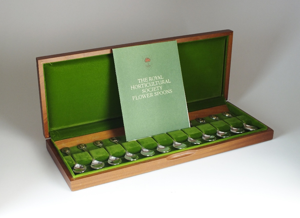 The Royal Horticultural Society Flower Spoons, John Pinches Ltd, Sheffield 1974,