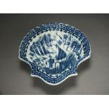 A Caughley scallop shell dish transfer-printed with the Fisherman or Pleasure Boat pattern,