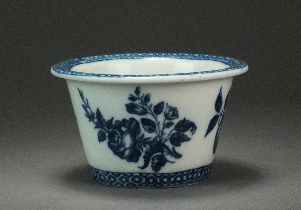 A very rare Caughley flower pot transfer-printed with the Pine Cone pattern, circa 1780-90, - Bild 3 aus 4