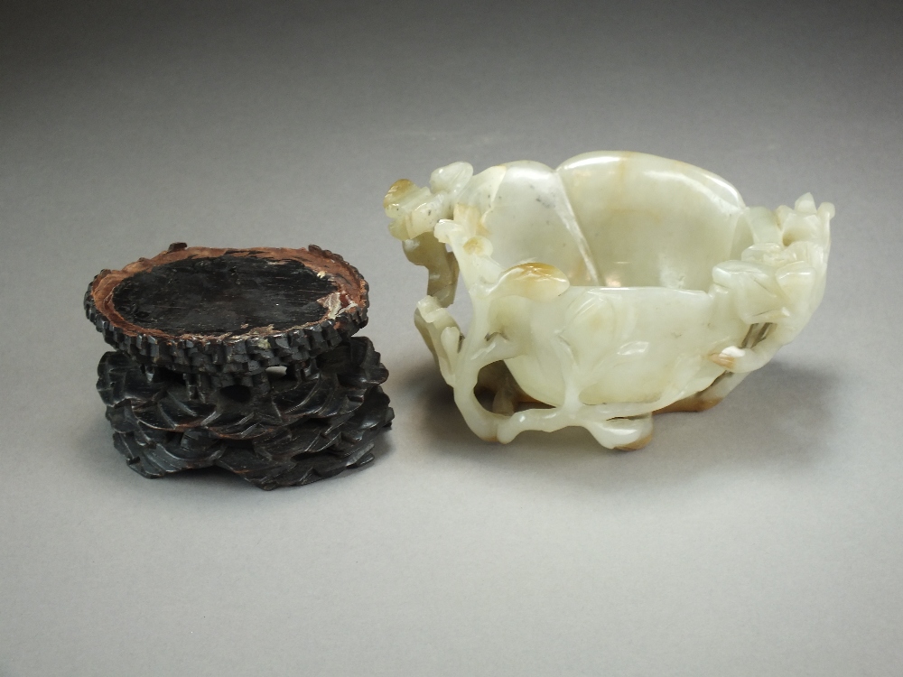 A Chinese grey-green jade libation cup, Qing Dynasty, - Image 3 of 5
