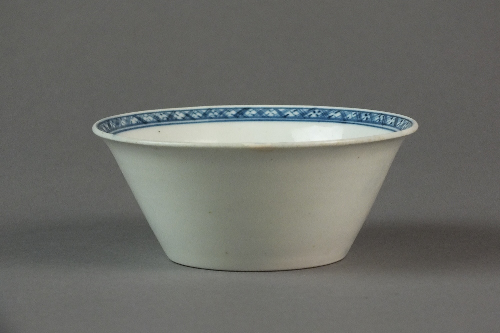 A deep Caughley bowl painted with the very rare Rock and Willow pattern, possibly a tart pan, - Image 3 of 3