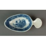 A Caughley caddy spoon transfer-printed in the Full Nankin pattern, with shallow egg-shaped bowl,