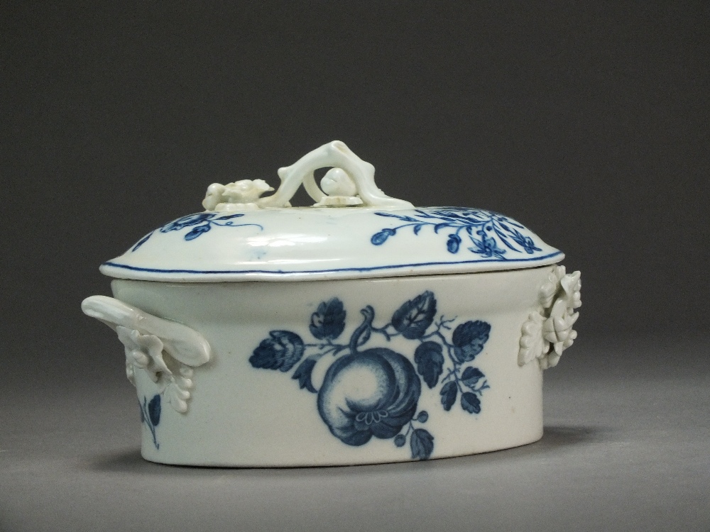 A Caughley oval butter dish and cover transfer-printed in the Pine Cone and Three Flowers patterns, - Image 2 of 3