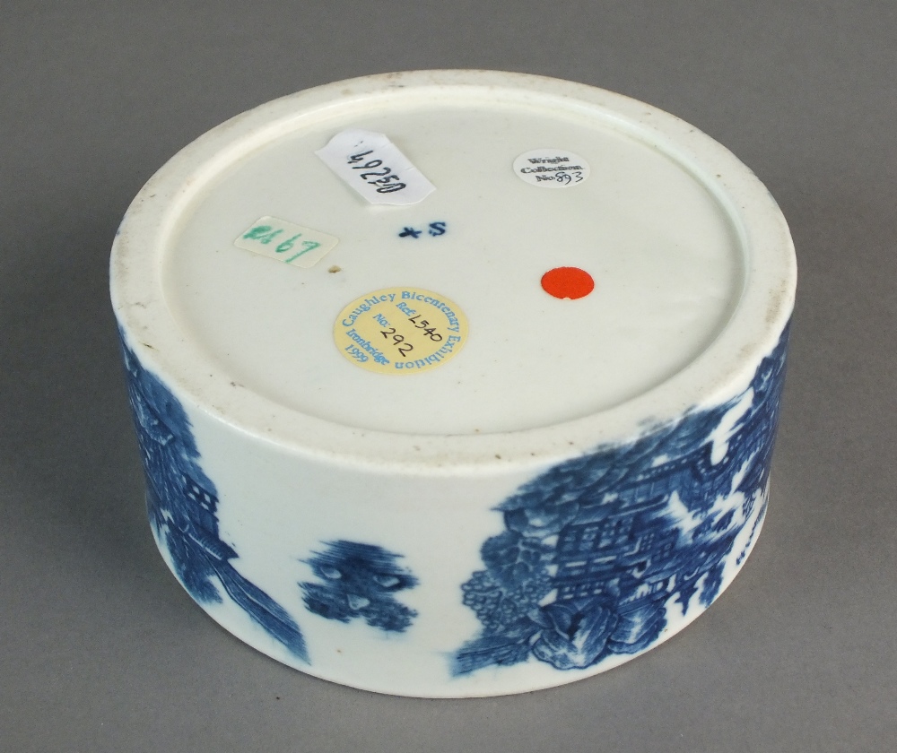 A circular Caughley pot transfer-printed with the Full Nankin pattern, circa 1783-92, S mark, 10. - Image 2 of 2