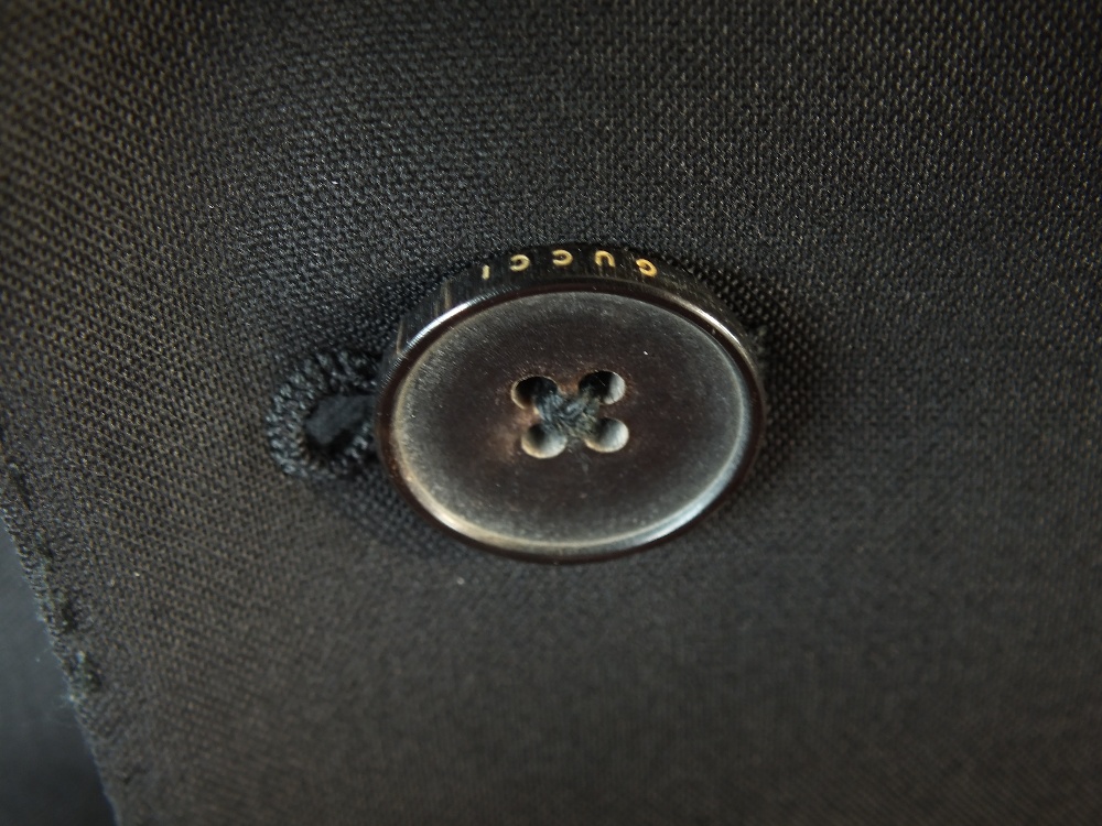 A Gucci suit, black, double vent, Italian size 50R, 75% wool, 25% mohair. Flat front, button fly - Image 6 of 6