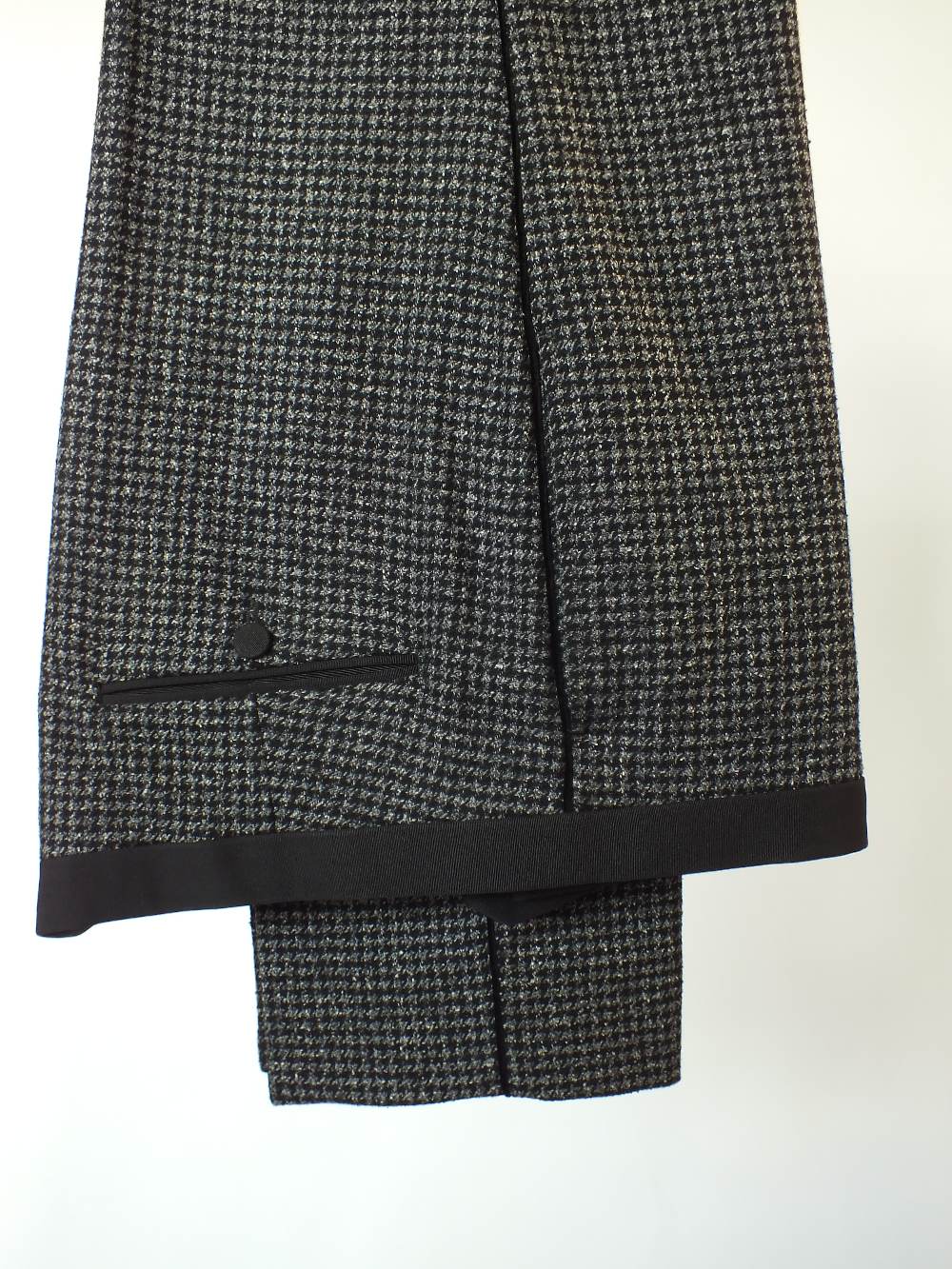 A Gucci dinner suit, dark grey dog tooth check, silk twill detailing to lapel and jacket, single - Image 5 of 6