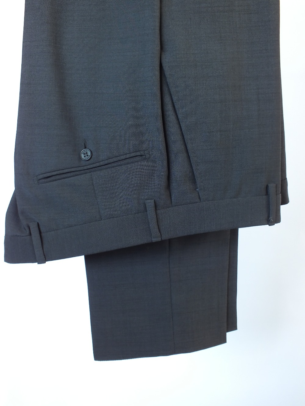 A Gucci suit, grey, double vent, Italian size 50R, 75% wool, 25% mohair, damage to left shoulder, - Image 9 of 9