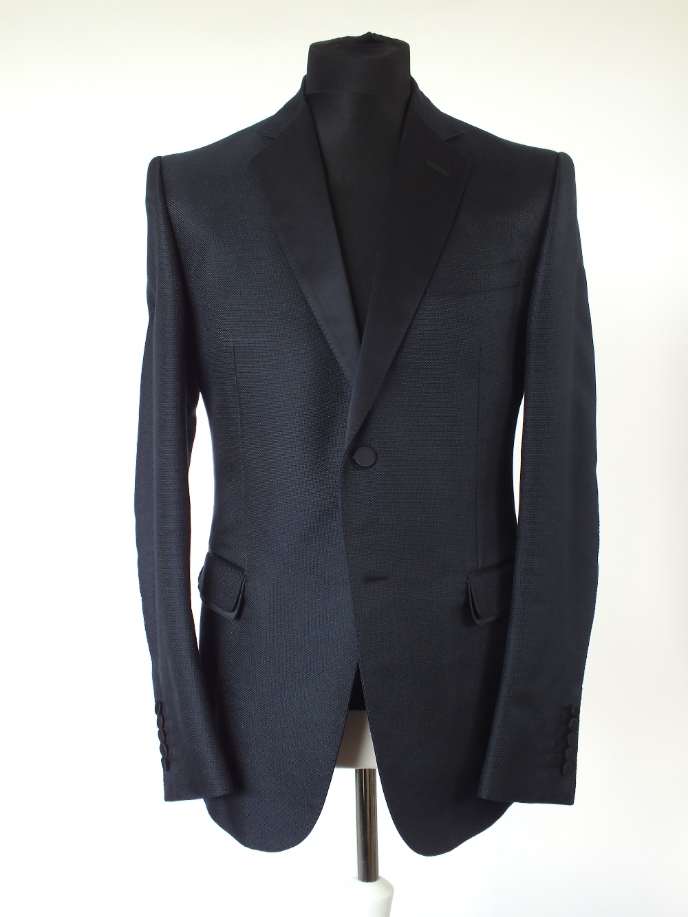 A Gucci dinner suit, navy, satin lower lapel, satin detailing, single vent, Italian size 54R, 80%