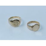 An 18ct gold signet ring together with a further 18ct gold signet ring