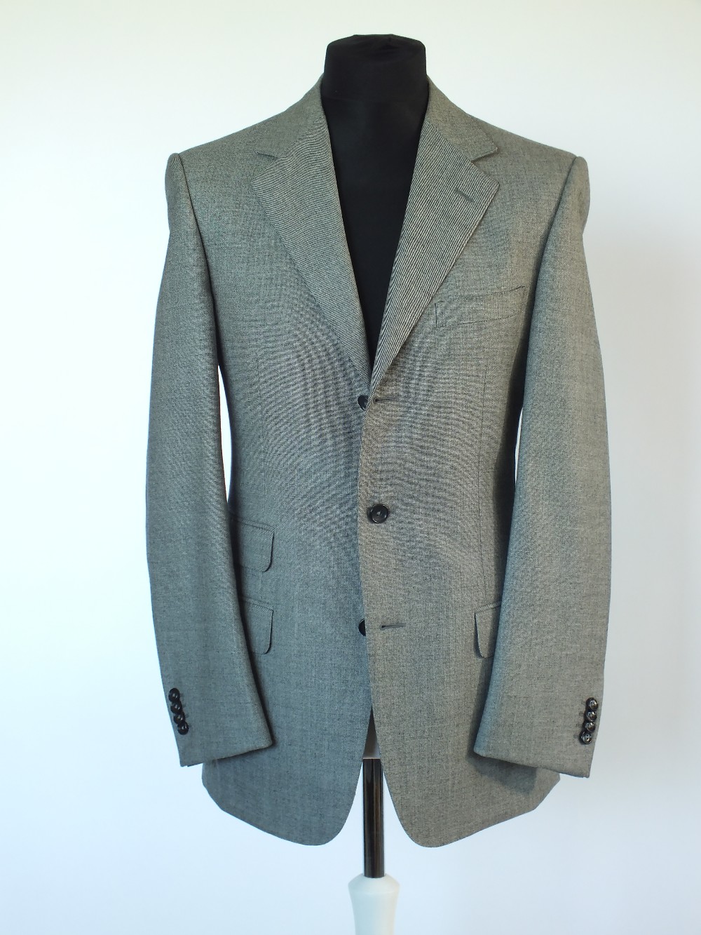 A Gucci suit, pale grey marl, double ven