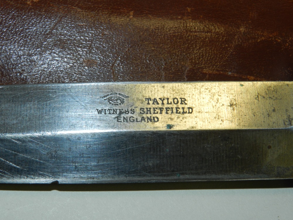 A British Private Purchase Taylor Witness Sheffield Officers Knife, - Bild 3 aus 3