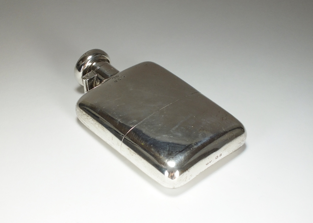 A silver hip flask, Deakin & Francis, Birmingham 1929,