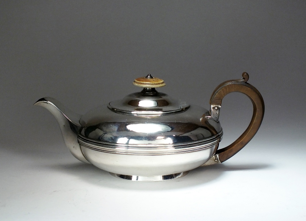 A George IV silver teapot, Rebecca Emes & Edward Barnard I, London 1823,