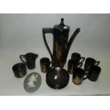 A Portmeirion Phoenix pattern coffee set by John Cuffley together with a Wedgwood Jasper oval