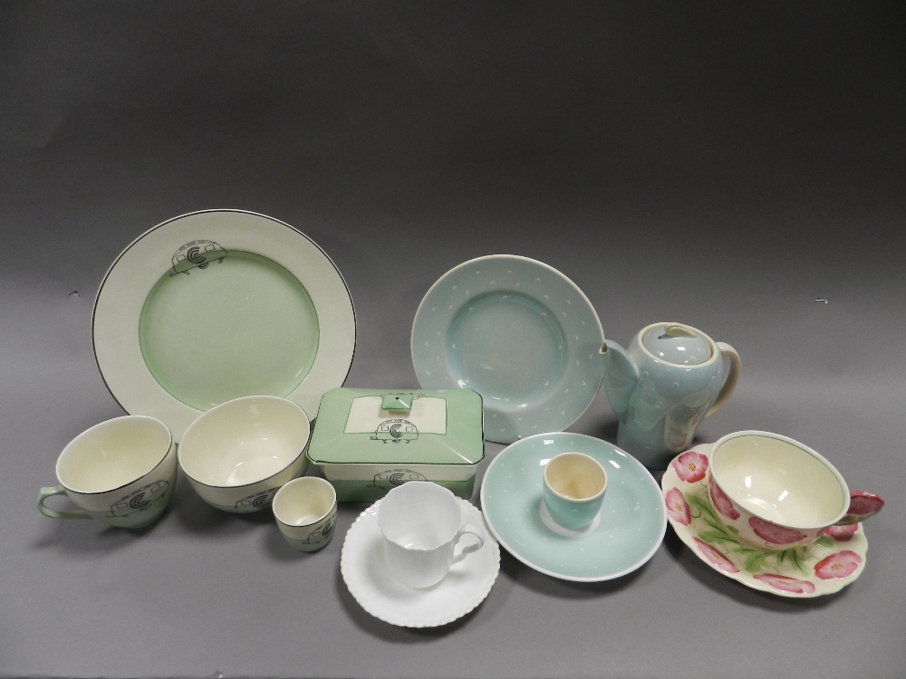 A large quantity of decorative ceramics,