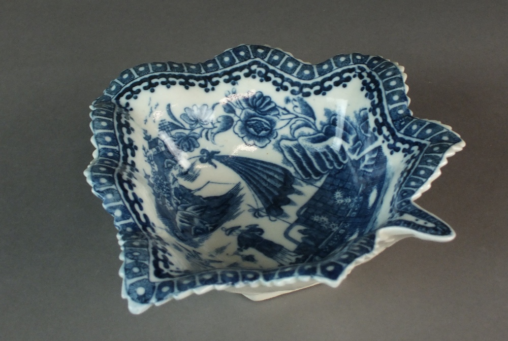 A large Caughley pickle leaf dish transfer-printed in the Pleasure Boat or Fisherman pattern, - Image 3 of 3