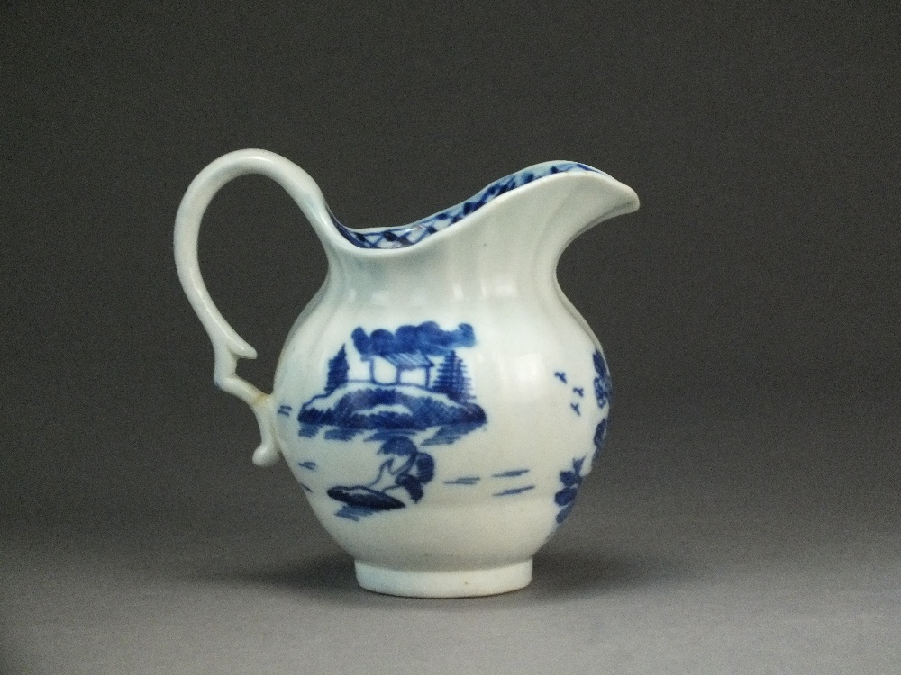 A Caughley helmet form milk jug painted with the Ark pattern, circa 1787-94, unmarked, - Bild 5 aus 5