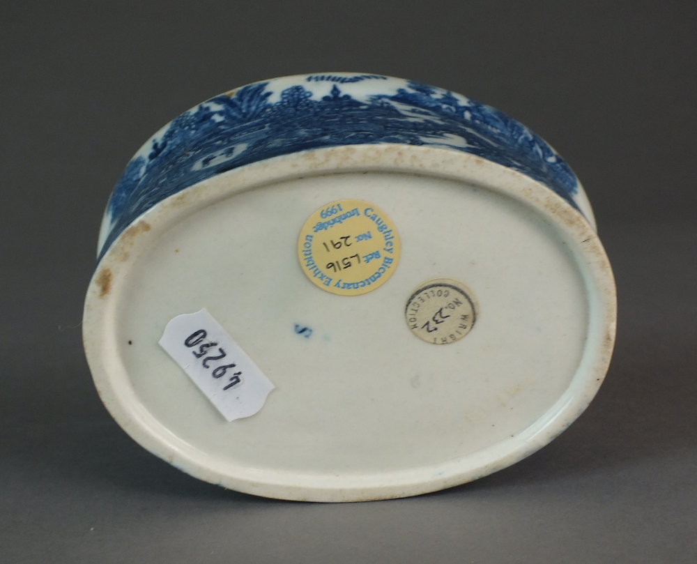 A Caughley potted meat pot transfer-printed in the Full Nankin pattern, circa 1782-92, - Image 3 of 4