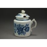 A Caughley mustard pot and cover transfer-printed with the Three Flowers and Butterfly pattern,