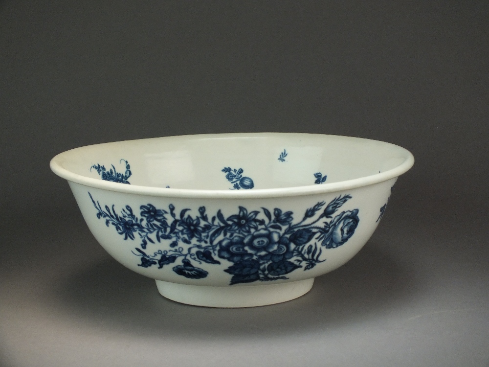 A Caughley wash stand bowl transfer-printed with the Pine Cone, Three Flowers and Fat Pear pattern, - Image 3 of 3