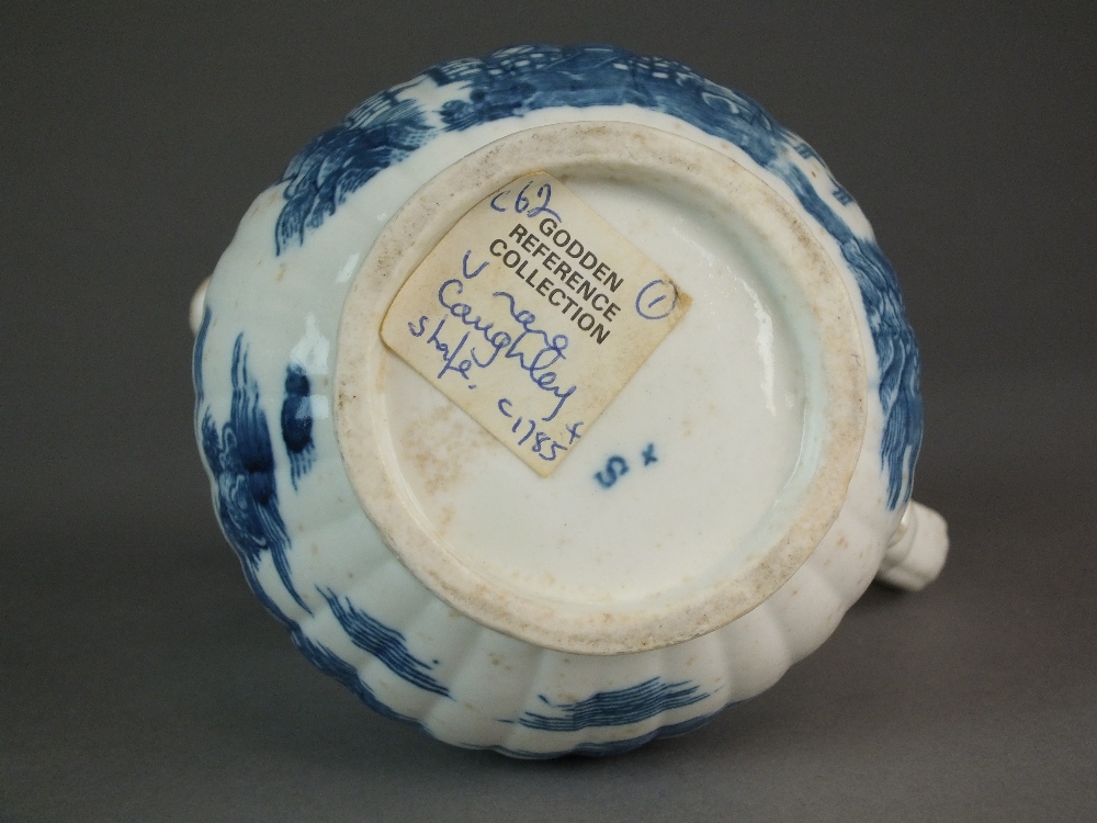 A rare Caughley baluster jug, perhaps for milk, circa 1786-93, - Bild 2 aus 3
