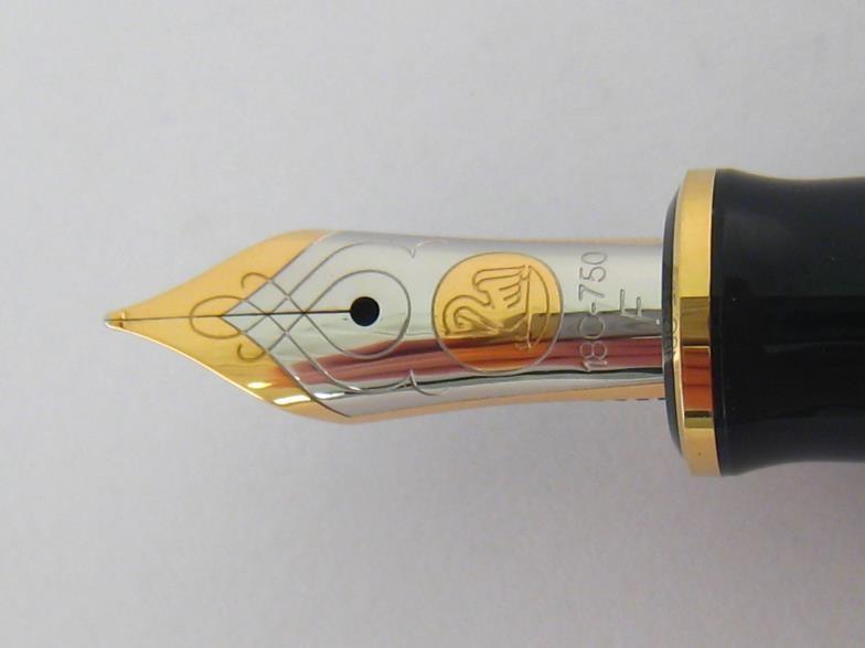 Pelikan, Cities Series, 'Piazza Navona', a cream marbled resin fountain pen, with fine nib and - Image 4 of 4