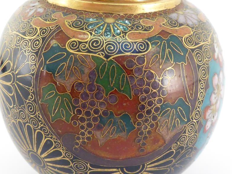 A small Japanese Ando cloisonné enamel jar in ovoid form with lid and tripod, very detailed - Image 5 of 8