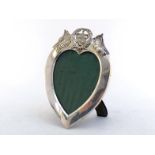 A patriotic late Victorian silver heart-shaped photograph frame by William Comyns, London, 1899,