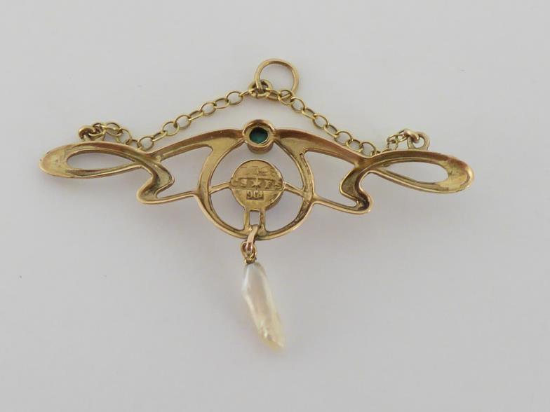An Arts and Crafts gold pendant by Cornelius Saunders and Francis Shepherd, the scrolling bar set to - Image 2 of 4